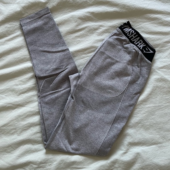 Gymshark Flex Leggings in Charcoal/Black - Picture 3 of 5